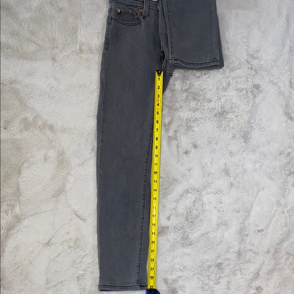 Levi's Gray Wedgie Straight Leg High-Waisted Pants - Picture 5 of 13